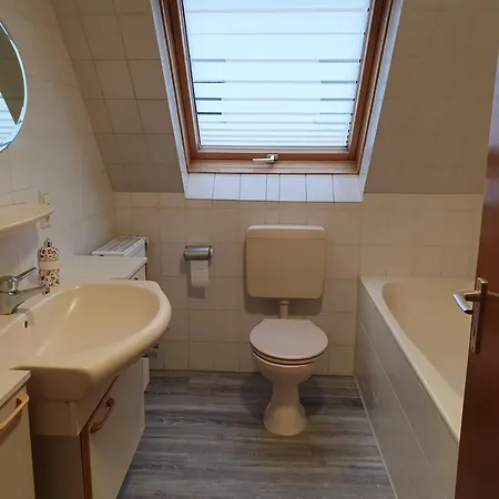 Metzgerei Und Wolz 3*