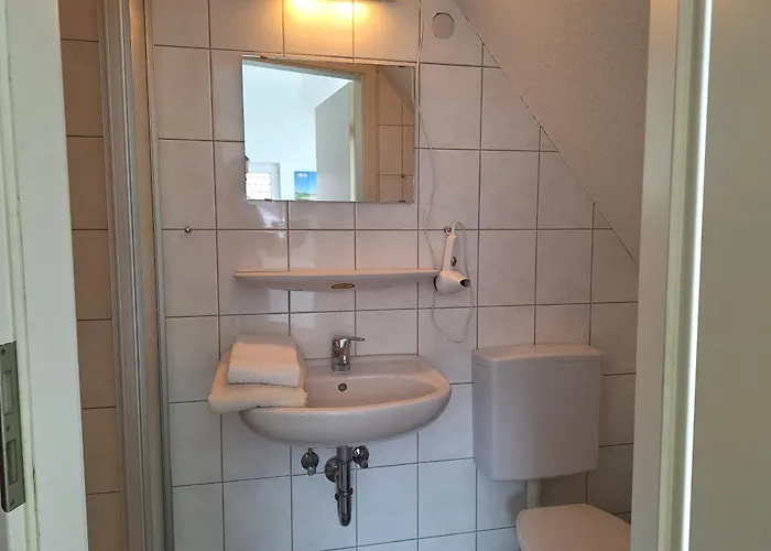 Πανσιόν Metzgerei Und Wolz Langenburg